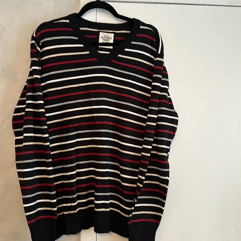 Old Navy Men’s Stripe V-neck Sweater (XL)